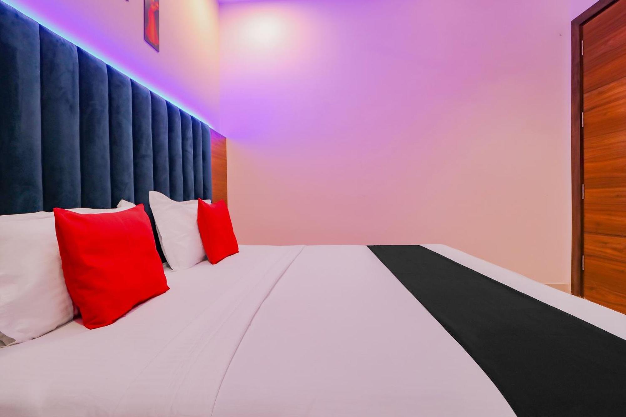 Capital O Western Galaxy Amritsar Extérieur photo