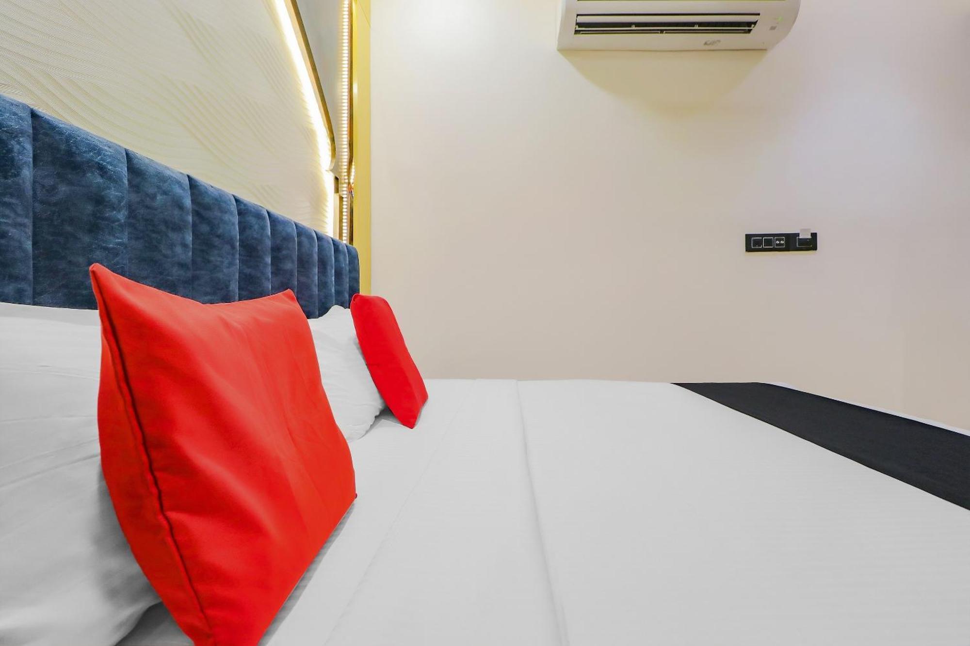 Capital O Western Galaxy Amritsar Extérieur photo